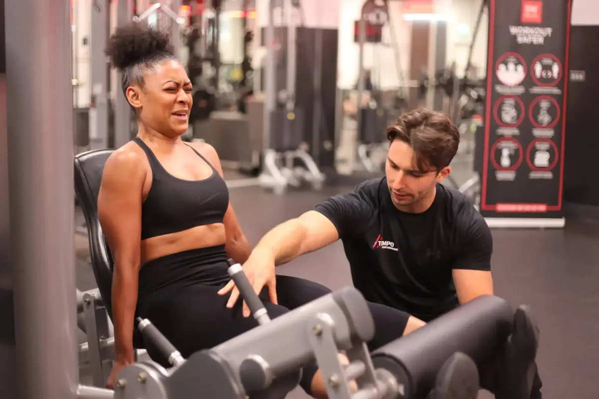 Julian Ernst coaching a client at Tempo Performance in Fitzrovia